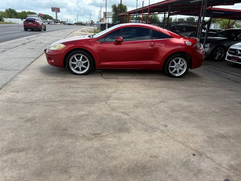 Used 2008 Mitsubishi Eclipse GT FWD image 7