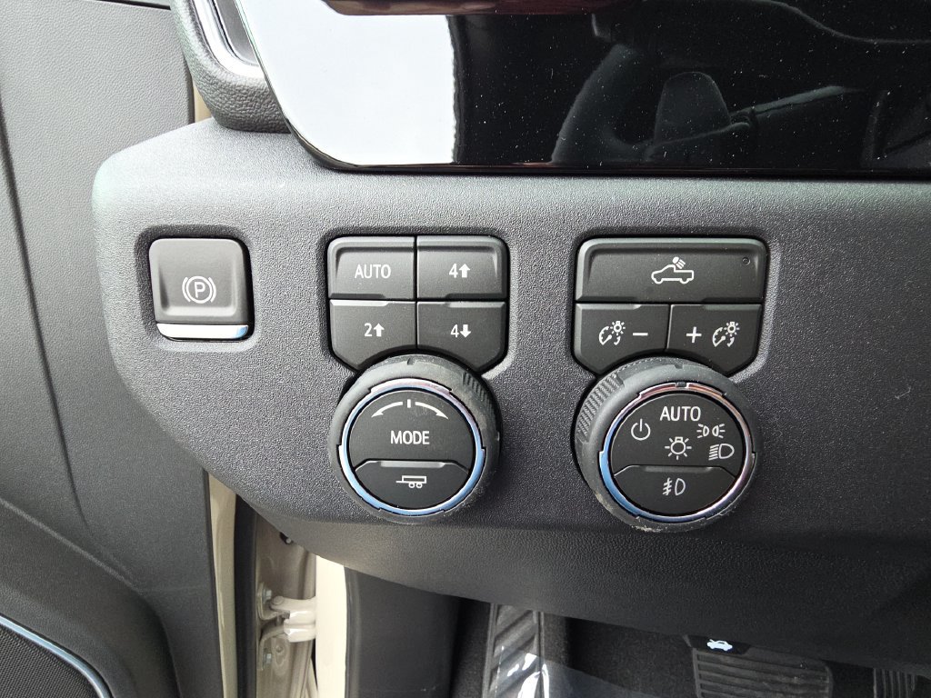 New 2026 Chevrolet Silverado 1500 RST w/ Convenience Package II AWD/4WD image 21