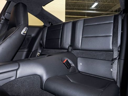 Used 2015 Porsche 911 Carrera RWD image 18