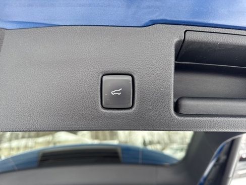 Certified 2022 Ford Escape Titanium w/ Class II Trailer Tow Package image 8