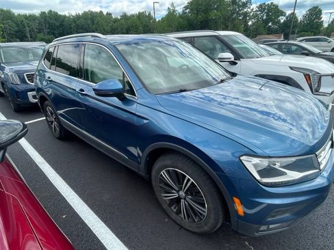 Used 2019 Volkswagen Tiguan SEL AWD/4WD image 6