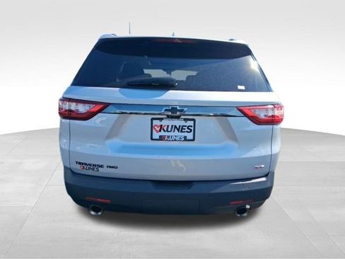 Used 2021 Chevrolet Traverse RS image 6