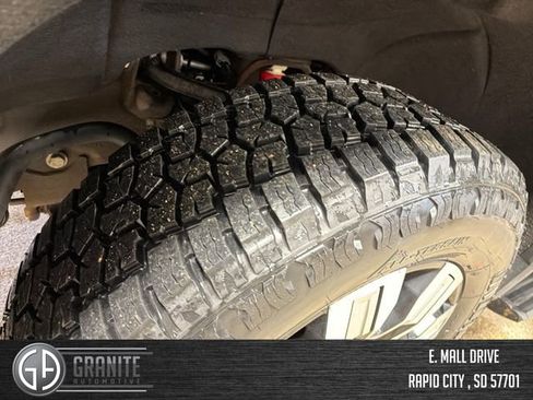 Used 2024 GMC Sierra 2500 Denali w/ Denali Reserve Package image 28