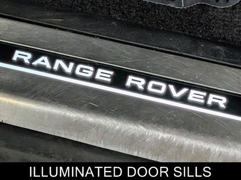 Used 2025 Land Rover Range Rover Sport SE AWD/4WD image 14