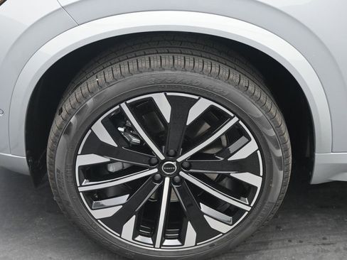 New 2026 Volvo XC90 B6 Ultra image 9