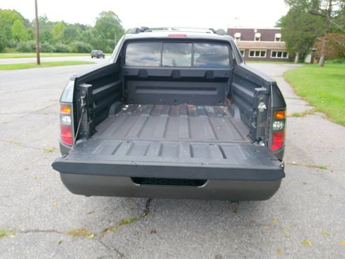 Used 2008 Honda Ridgeline RT image 10