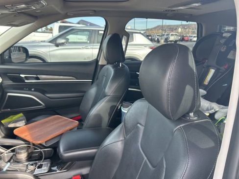 Used 2021 Kia Telluride EX w/ EX Premium Package image 11