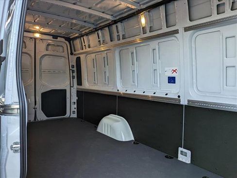 New 2025 Mercedes-Benz Sprinter 2500 image 14
