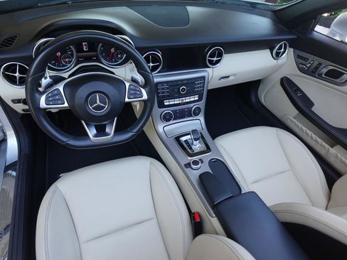 Used 2017 Mercedes-Benz SLC 300 image 17