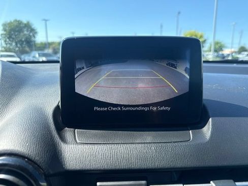 Used 2020 Toyota Yaris LE FWD image 20