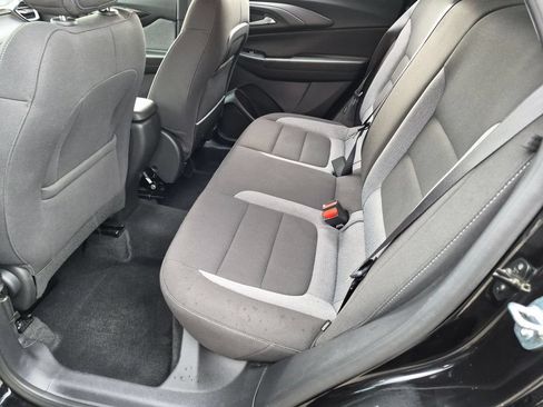 Used 2025 Chevrolet TrailBlazer LT AWD/4WD image 23