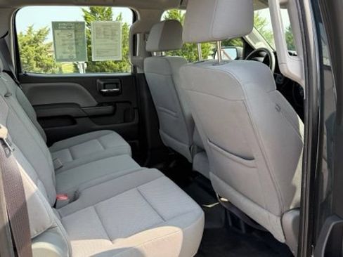 Used 2017 Chevrolet Silverado 2500 W/T AWD/4WD image 22
