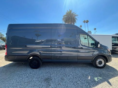 Used 2020 Ford Transit 250 148 High Roof Extended RWD image 5