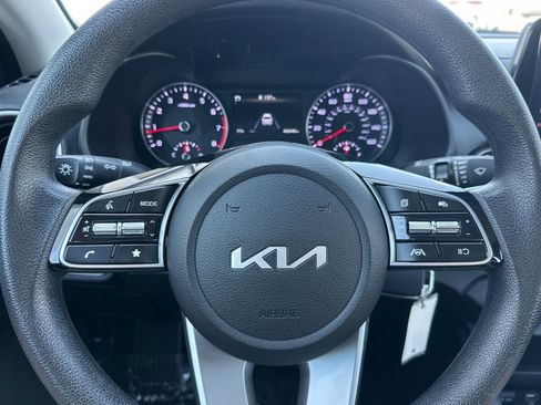 Used 2023 Kia Forte LXS image 21