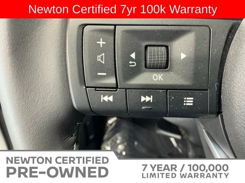 Used 2024 Nissan Rogue SV w/ SV Premium Package AWD/4WD image 28