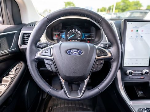 Used 2023 Ford Edge SEL w/ Convenience Package AWD/4WD image 17