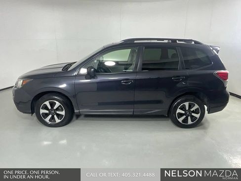 Used 2017 Subaru Forester 2.5i Premium w/ All-Weather Package AWD/4WD image 9