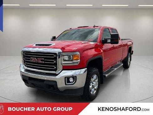 Used 2019 GMC Sierra 2500 SLE w/ SLE Preferred Package AWD/4WD image 1