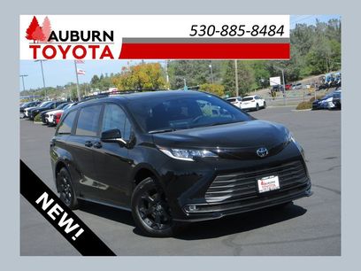 New 2026 Toyota Sienna XLE Woodland Edition