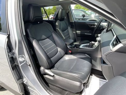 Certified 2021 Toyota RAV4 XLE Premium AWD/4WD image 22