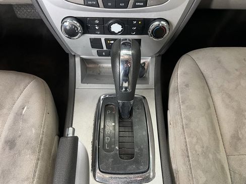 Used 2010 Mercury Milan image 10