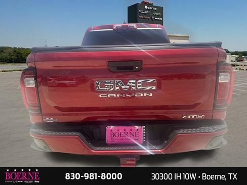 Used 2025 GMC Canyon AT4 w/ AT4 Premium Package AWD/4WD image 11