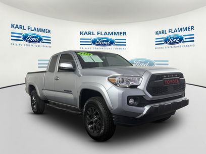 Used 2022 Toyota Tacoma SR5 w/ Technology Package