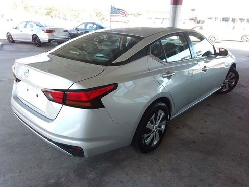Used 2023 Nissan Altima 2.5 S image 5