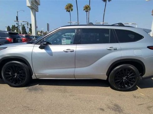Used 2023 Toyota Highlander XSE image 5