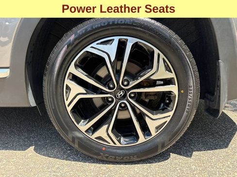 Used 2019 Hyundai Santa Fe AWD image 9