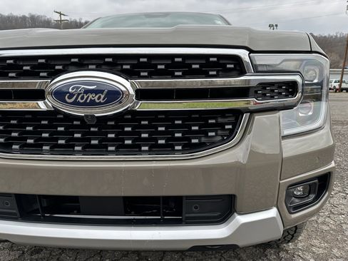 New 2025 Ford Ranger Lariat w/ Chrome Accent Package image 10