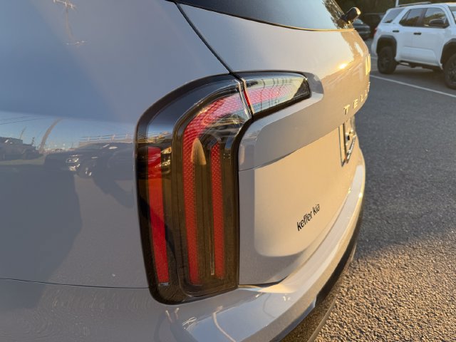 Certified 2024 Kia Telluride SX Prestige X-Line AWD/4WD image 13
