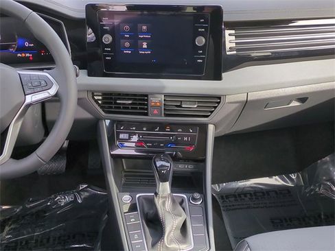 New 2026 Volkswagen Jetta SE image 14