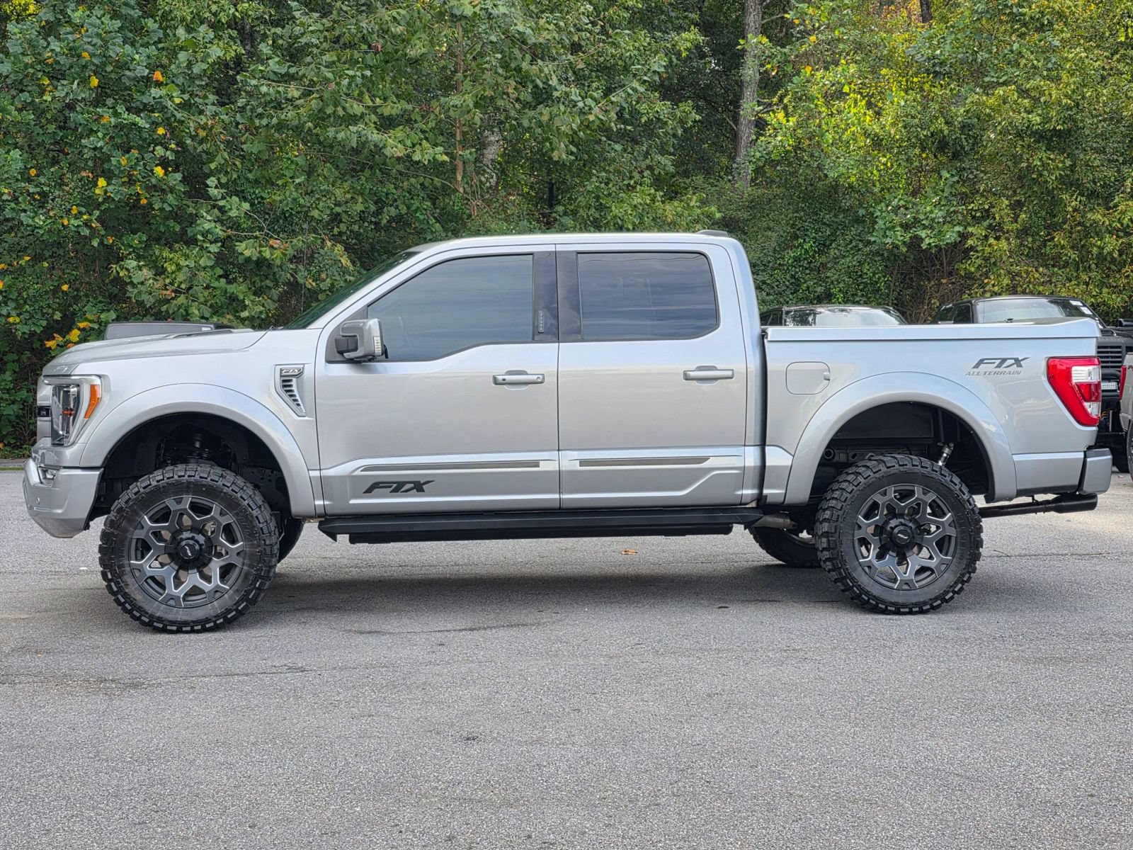 Used 2022 Ford F150 Lariat w/ Equipment Group 502A High AWD/4WD image 4