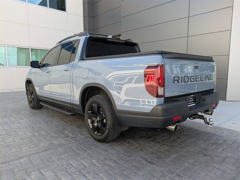 Used 2024 Honda Ridgeline Black Edition image 7