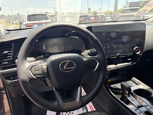 Used 2025 Lexus NX 350 AWD w/ Accessory Package (2T) image 15