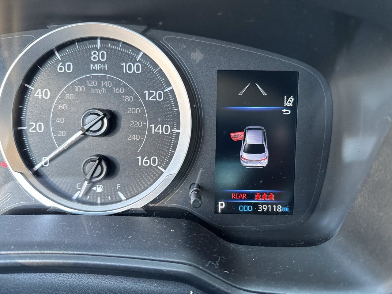 Used 2022 Toyota Corolla LE FWD image 4
