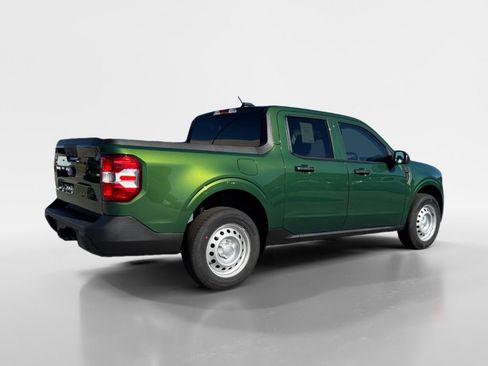 New 2025 Ford Maverick XL image 6