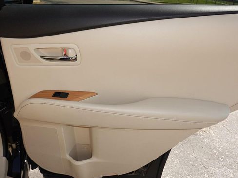 Used 2014 Lexus RX 450h FWD image 25