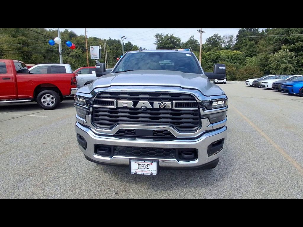 Used 2026 RAM 2500 Big Horn AWD/4WD image 3
