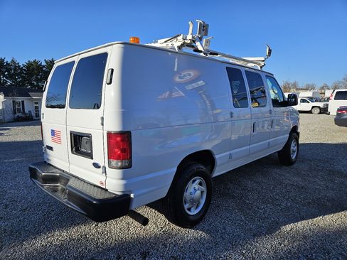 Used 2014 Ford E-250 and Econoline 250 w/ Power Group image 5