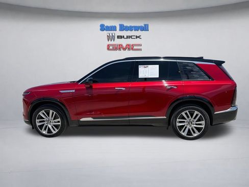 Used 2026 Cadillac Vistiq Luxury AWD/4WD image 7