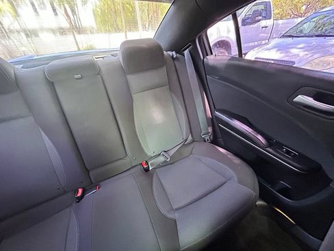 Used 2017 Dodge Charger SE RWD image 14