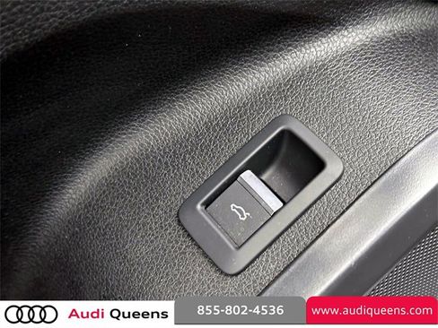 Certified 2022 Audi Q5 2.0T Premium Plus w/ Premium Plus Package image 19