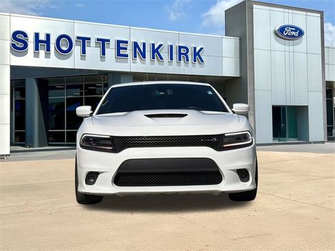 Used 2017 Dodge Charger R/T Scat Pack w/ Beats Audio Group image 2