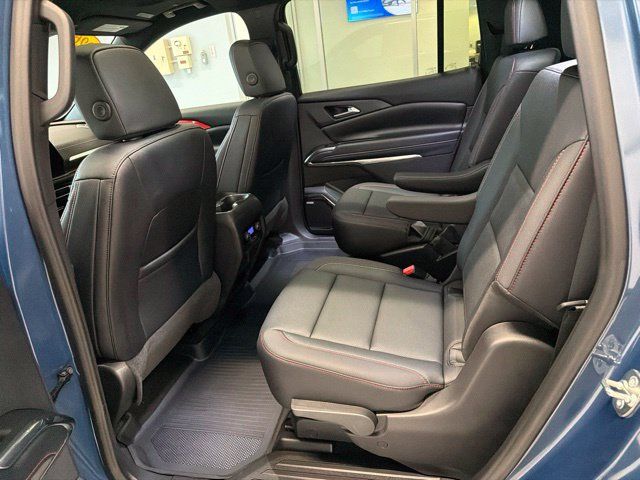 Used 2026 Chevrolet Traverse Z71 w/ Enhanced Driving Package AWD/4WD image 18