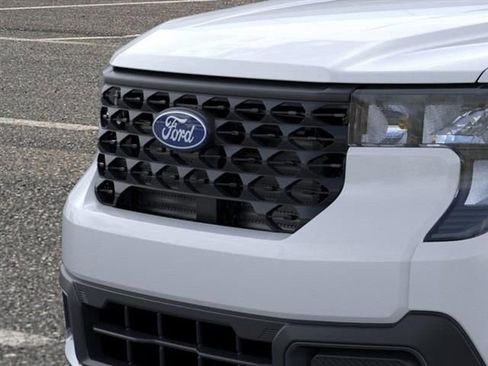 New 2025 Ford Maverick XLT w/ XLT Luxury Package FWD image 18