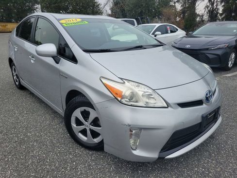 Used 2014 Toyota Prius Three image 8