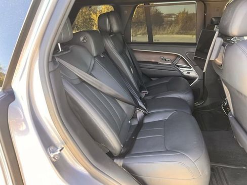 Used 2023 Land Rover Range Rover Autobiography image 26