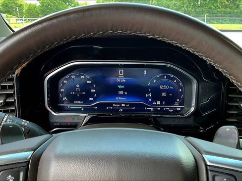 Used 2023 Chevrolet Silverado 1500 LTZ AWD/4WD image 16